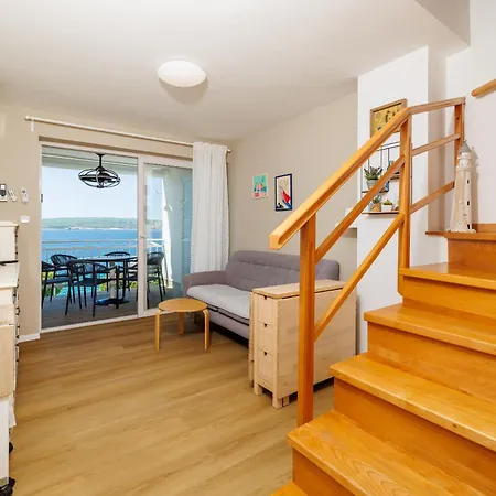 Apartment Vema 1 *